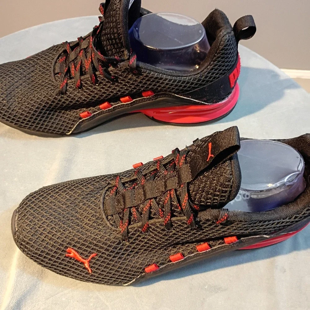 Puma Axelion Spark Mens Running Shoes Black Red Size 11